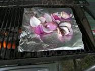 how to cook onion on gas grill